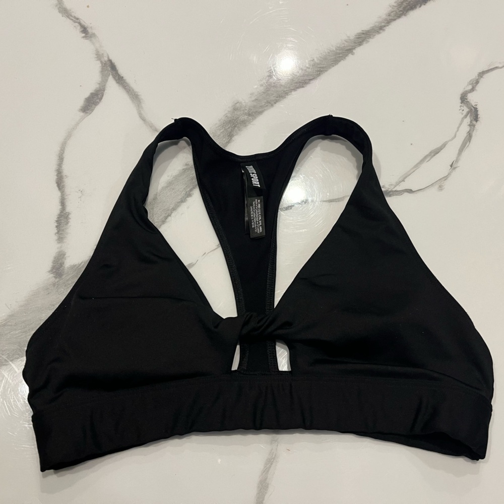 Women’s PINK razor back sports bra